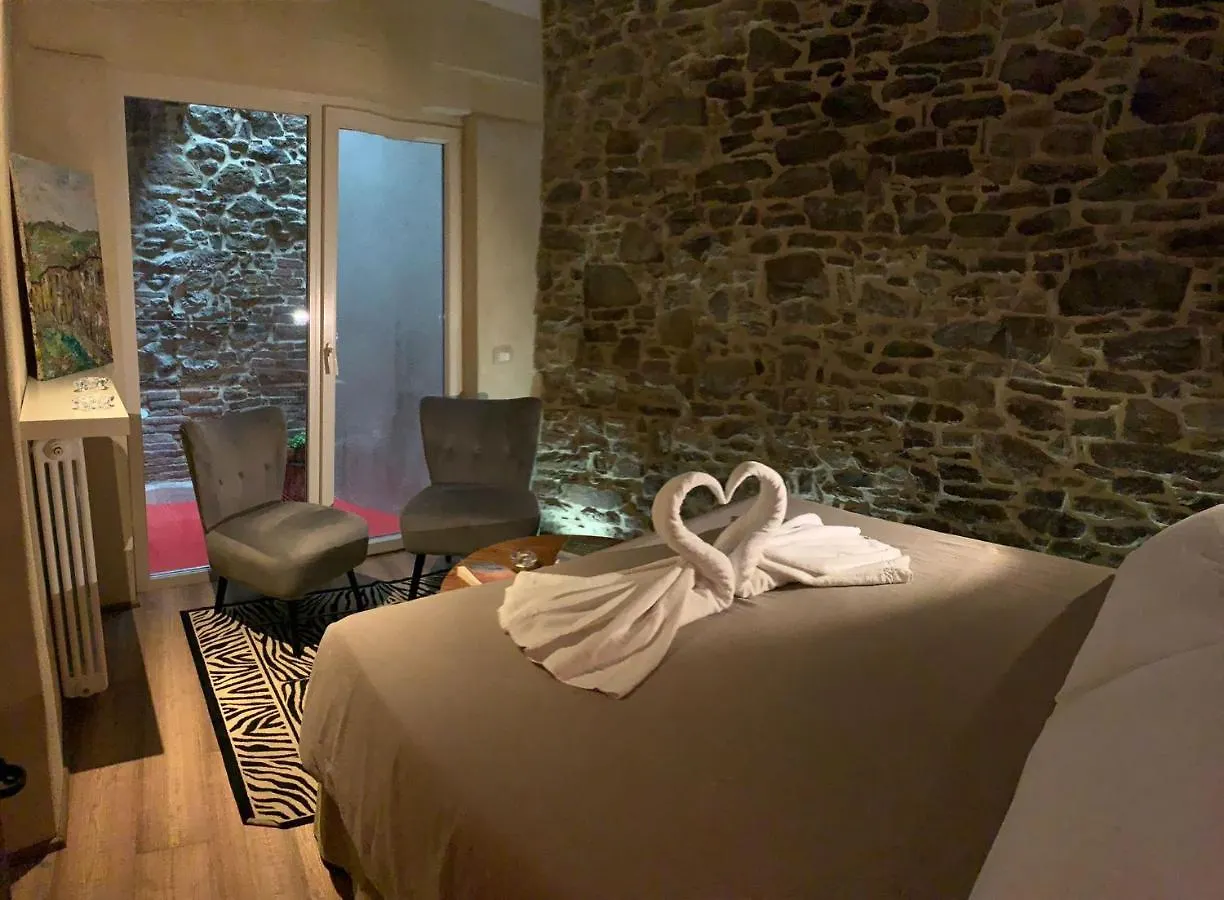 Appartamento Io E Te Cortona Centro Storico - Seconda Doccia Su Romantica Corte