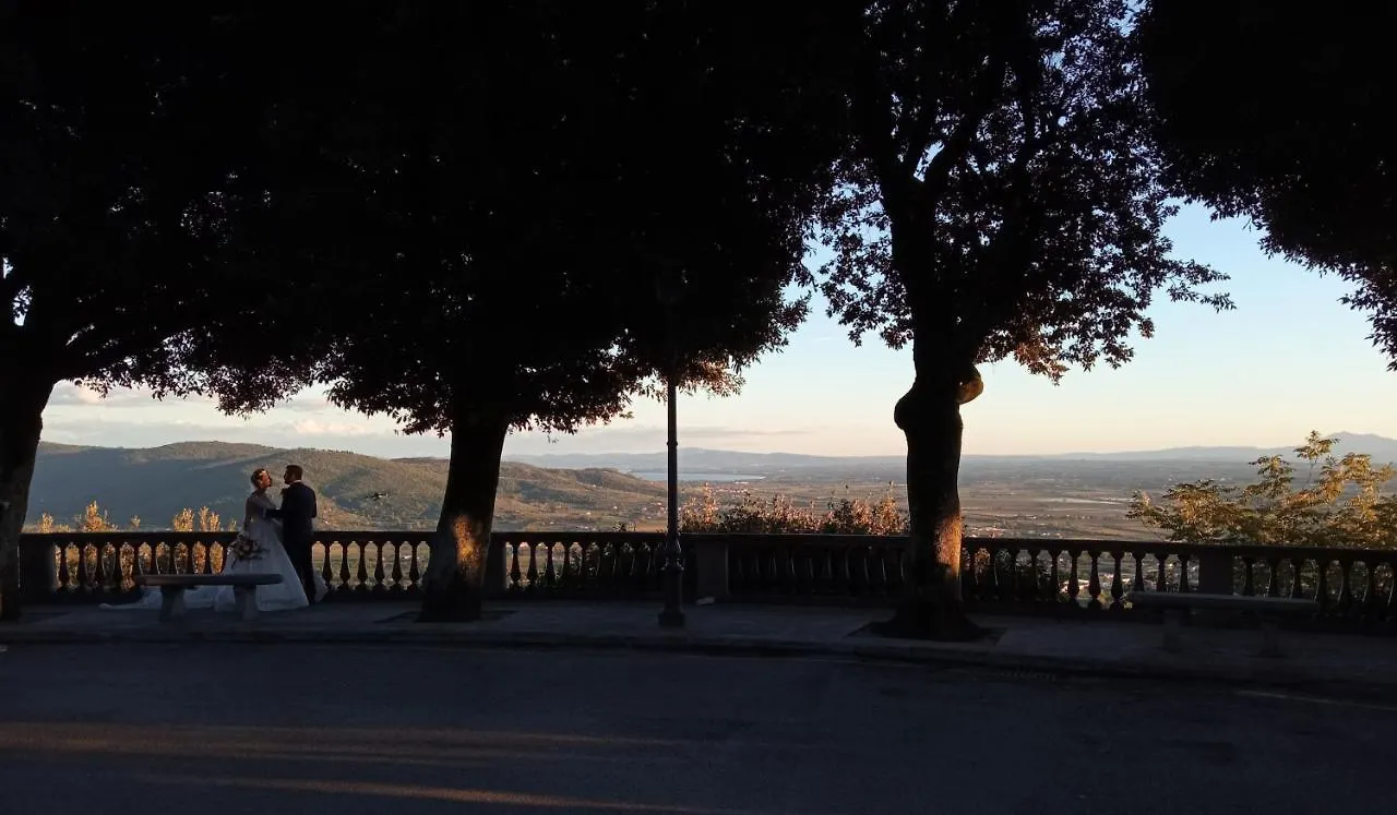 Appartamento Io E Te Cortona Centro Storico - Seconda Doccia Su Romantica Corte 0*,  Italy